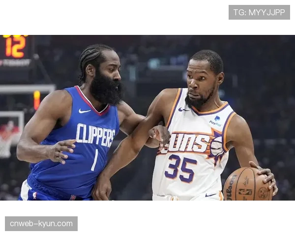 太阳128-110击败快船，二月以来防守效率跃居联盟同期前五。